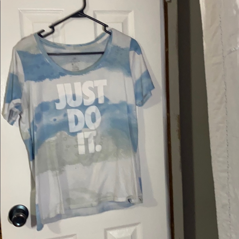 Nike Short Sleeve Tee
